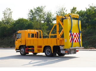 Dongfeng 100K anti-collision buffer vehicle