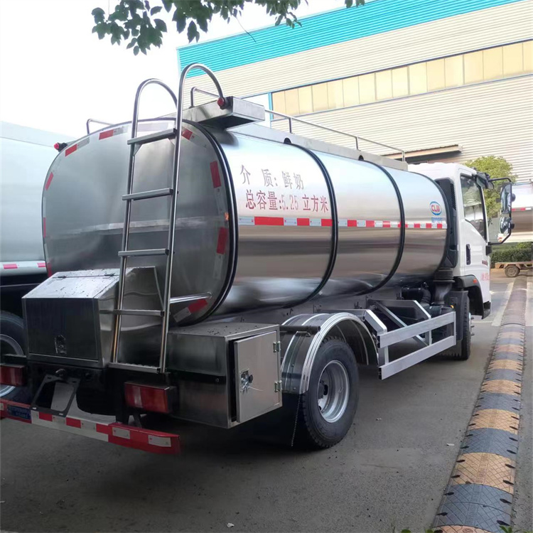HOWO milk tank truck