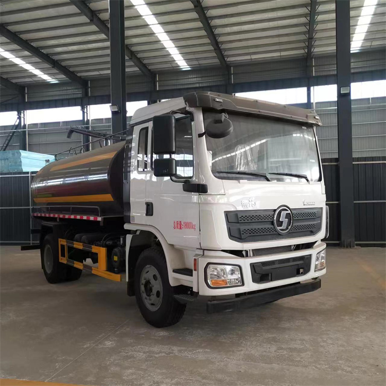 Shacman 13-cubic-meter Fecal Suction Truck: A Powerful Player in Sanitation and Sewage Cleaning