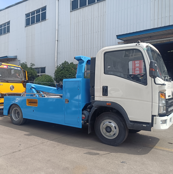 HOWO 3ton under lift tow truck (1)