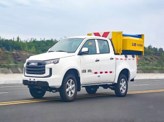 JMC pickup 70KM anti-collison truck in high speed way rescue
