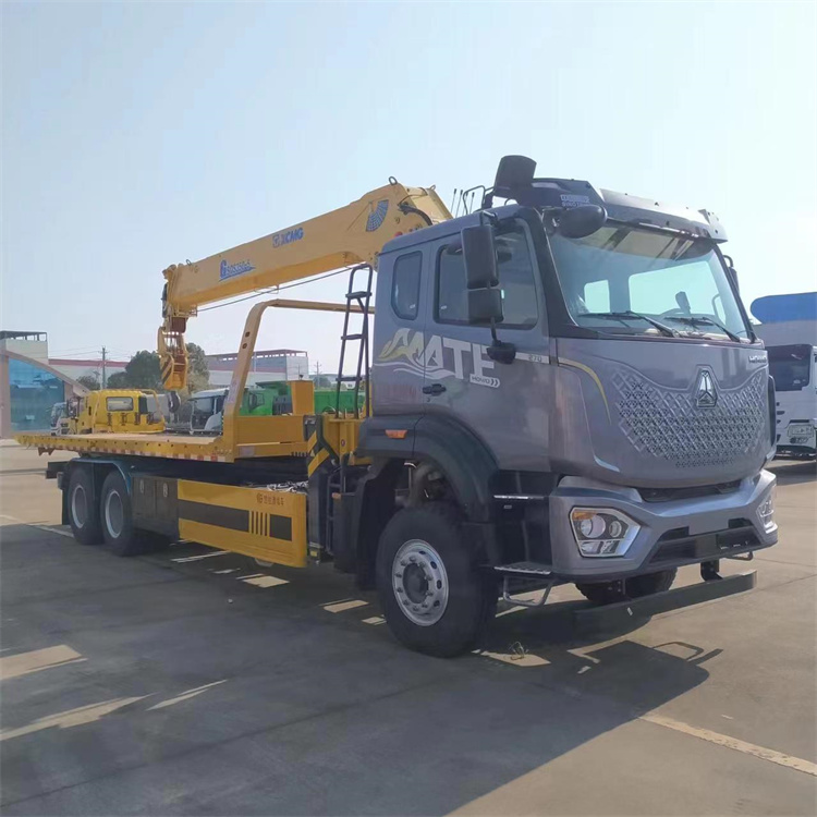 howo tow truck mounted crane 14ton lifting capacity left front