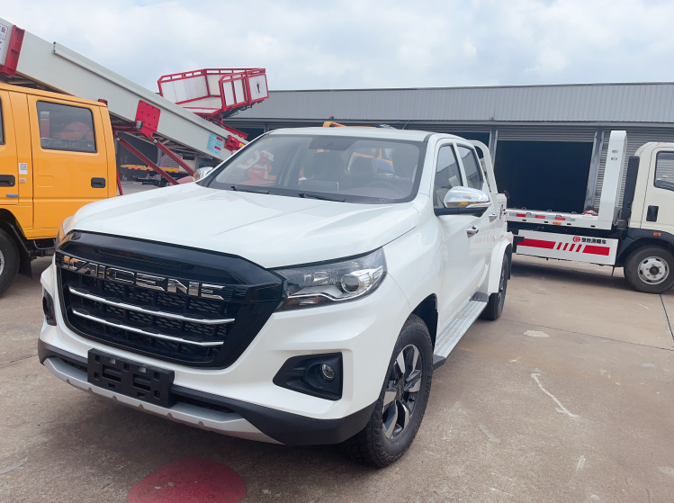 pickup under lift tow truck (4)