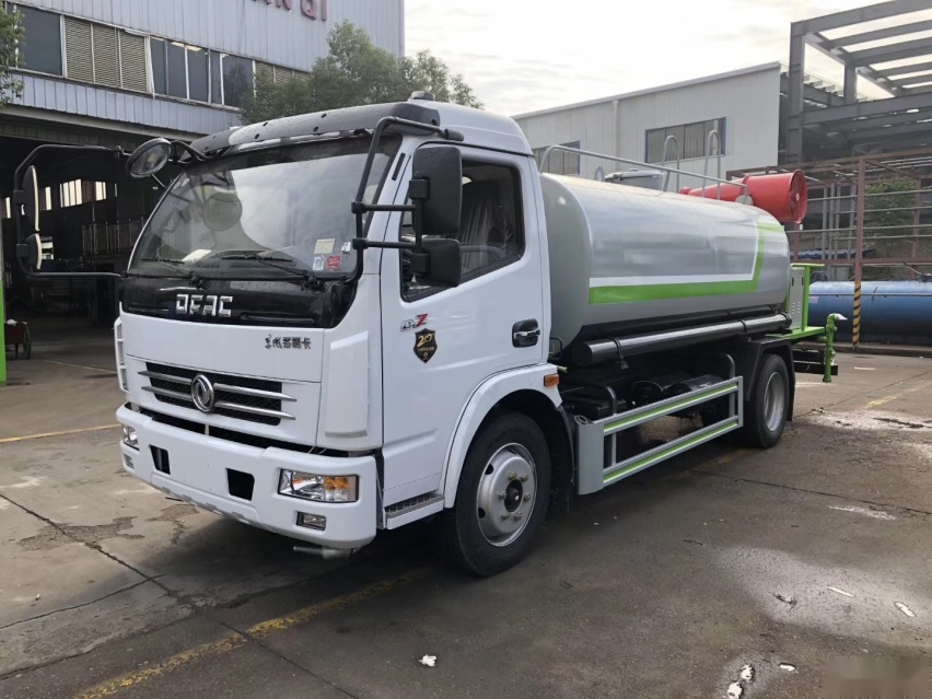 Dongfeng 9 cbm Fog Cannon Vehicle