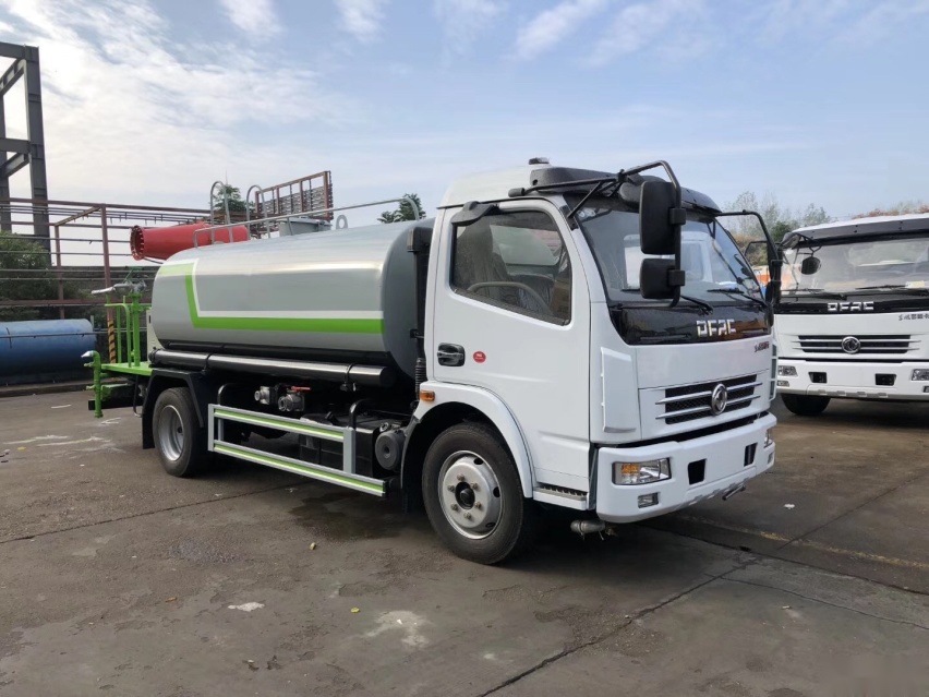Dongfeng 9 cbm Fog Cannon Vehicle