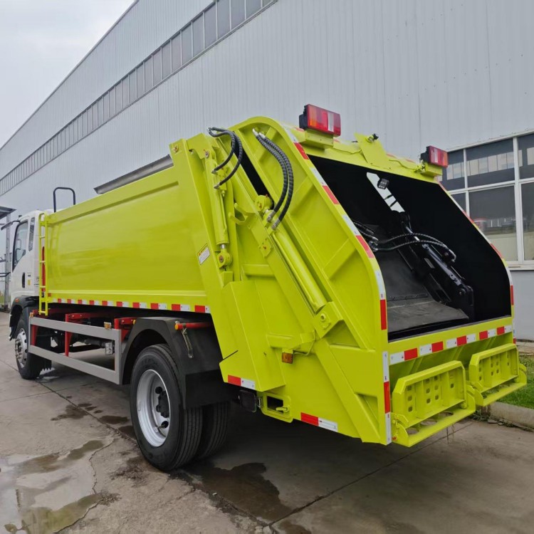 howo-10cbm-comapctor-garbage-truck-5