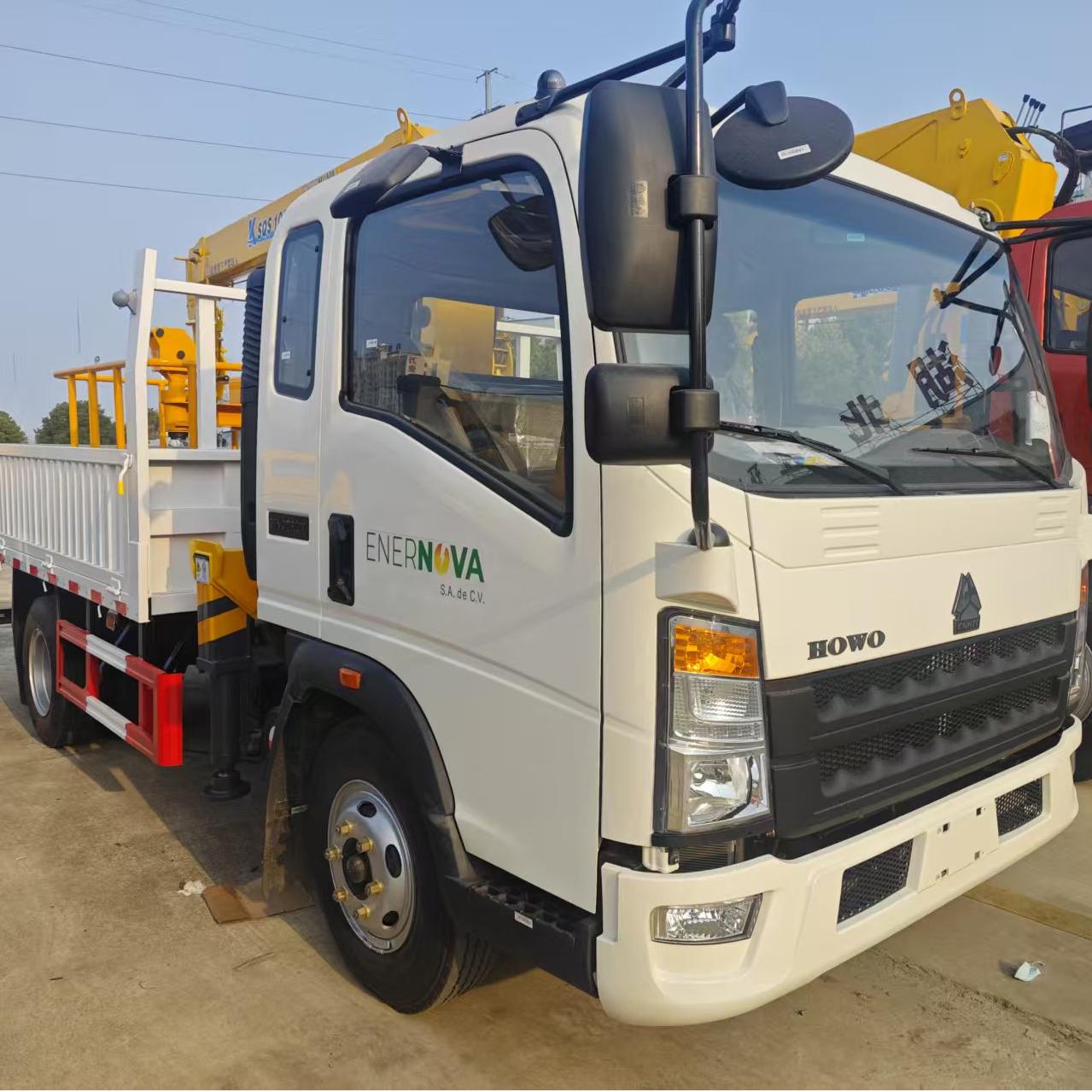 howo-5ton-truck-mounted-crane-5
