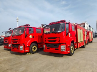 isuzu fire fighting truck with yellow wax before shipping